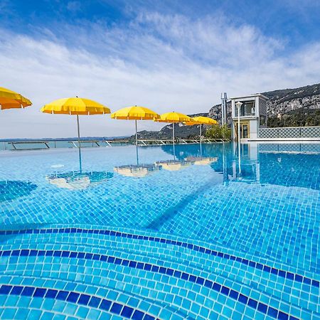 Sky Pool Hotel Sole Garda Garda  Zewnętrze zdjęcie