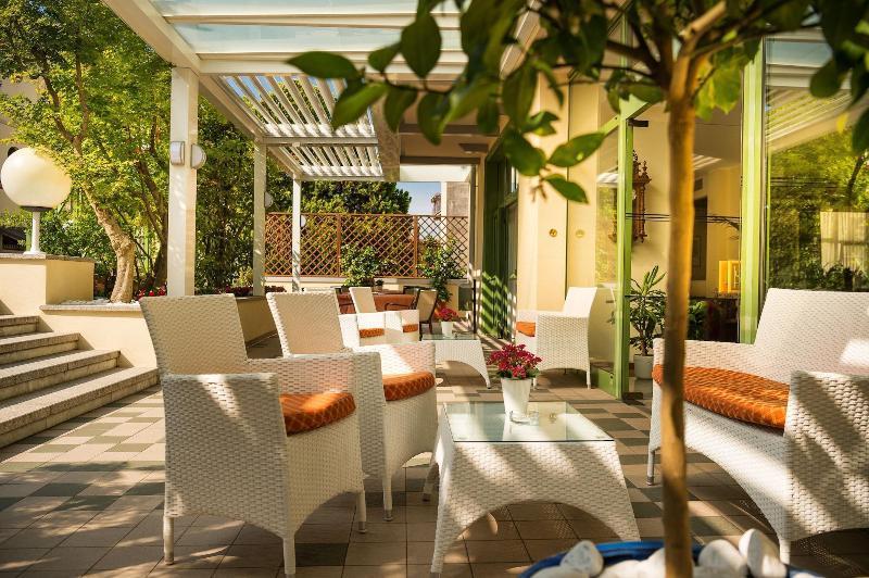 Sky Pool Hotel Sole Garda Garda  Zewnętrze zdjęcie