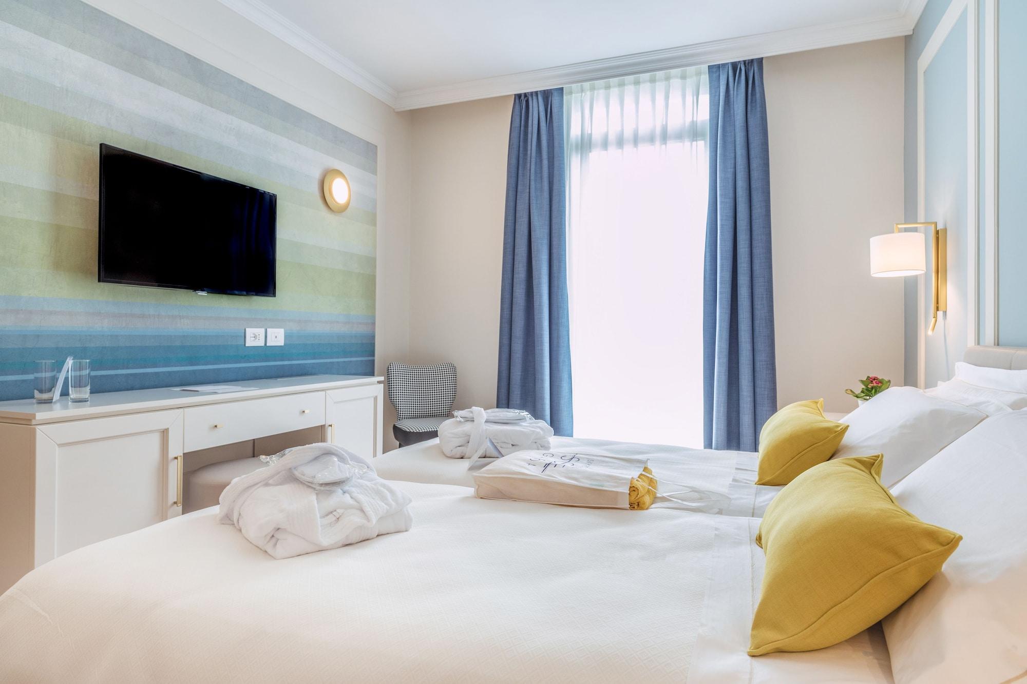 Sky Pool Hotel Sole Garda Garda  Zewnętrze zdjęcie