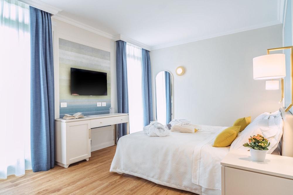Sky Pool Hotel Sole Garda Garda  Zewnętrze zdjęcie