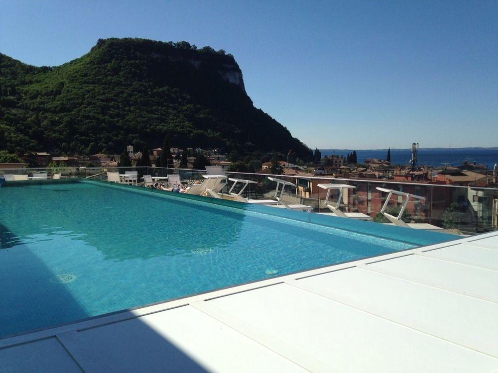 Sky Pool Hotel Sole Garda Garda  Zewnętrze zdjęcie